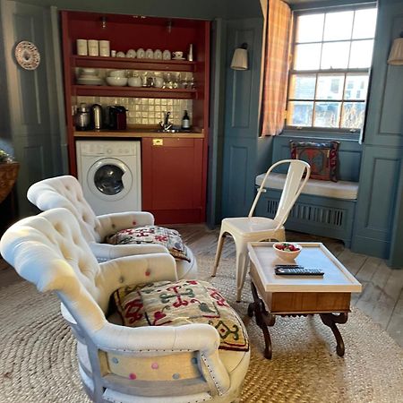 Rock House - Photographer'S Studio - Historic Gem In The Heart Of The City إدنبرة المظهر الخارجي الصورة